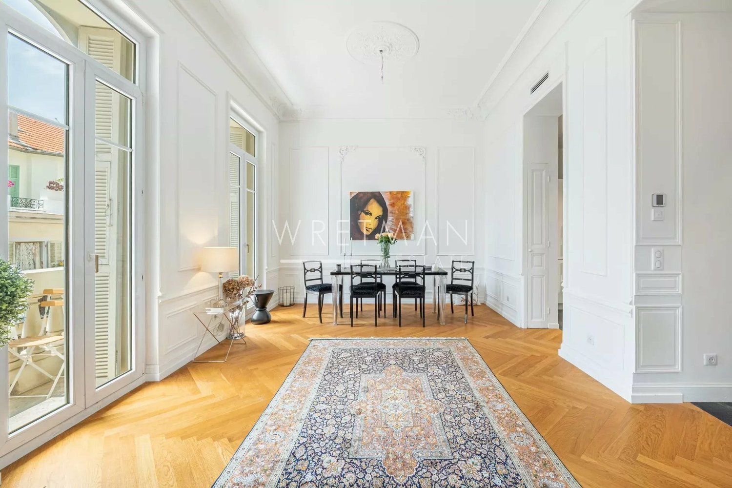 Property photo in Carre d'Or