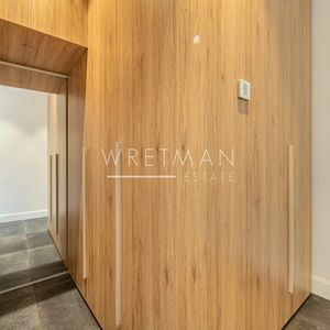 Property in Carre d'Or