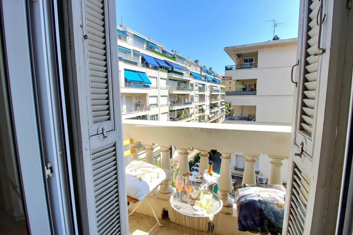 Property photo in Carre d'Or