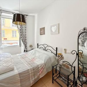 Property in Carre d'Or