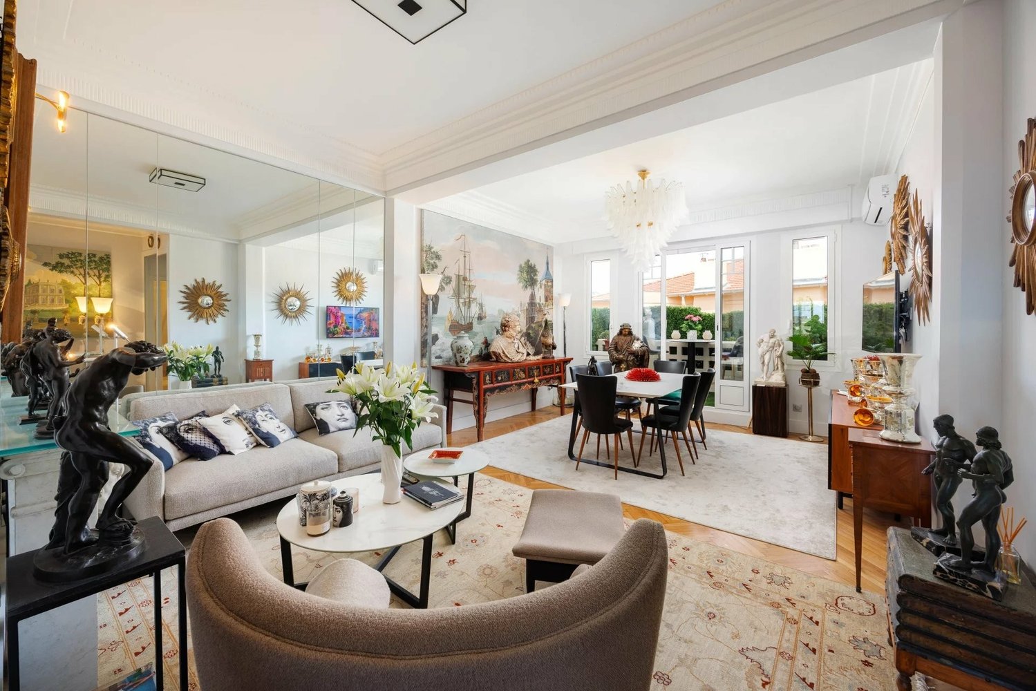 Property photo in Musicians Quarter