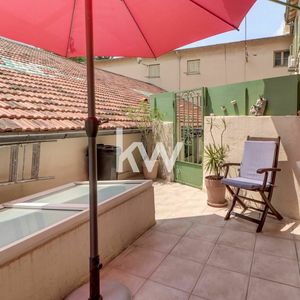 Property in Musicians Quarter