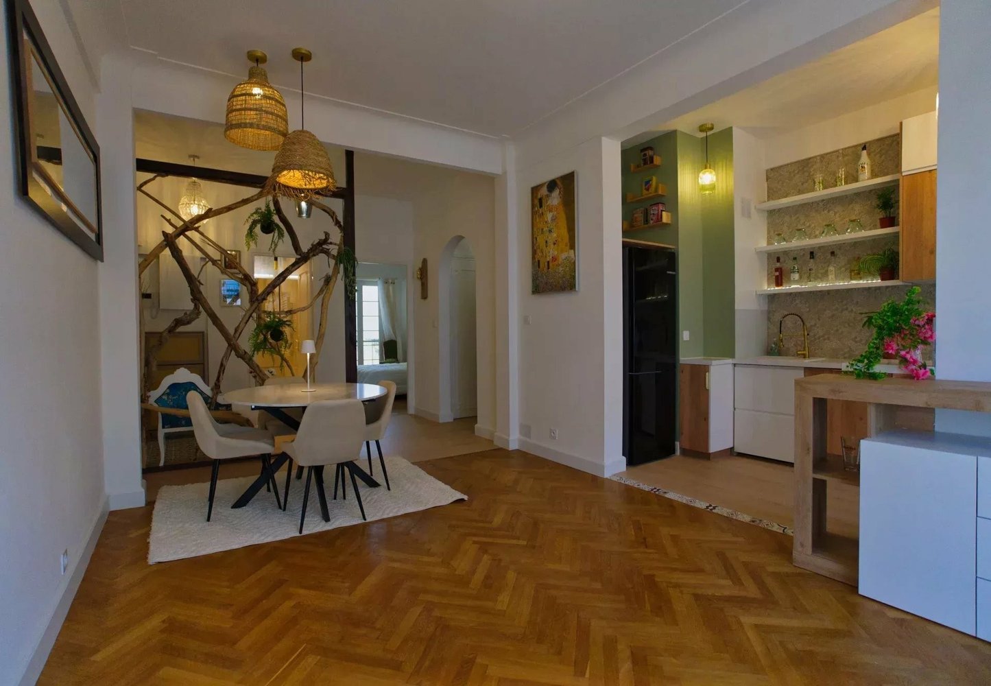 Property photo in Musicians Quarter