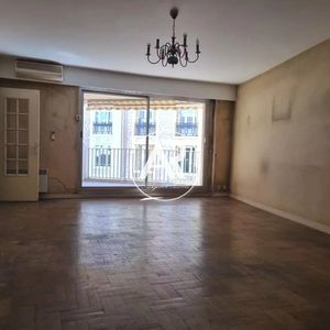 Property in Musicians Quarter