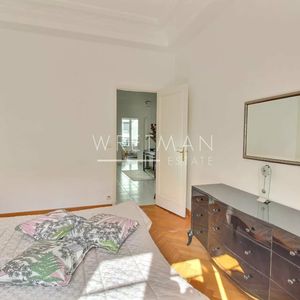 Property in Musicians Quarter