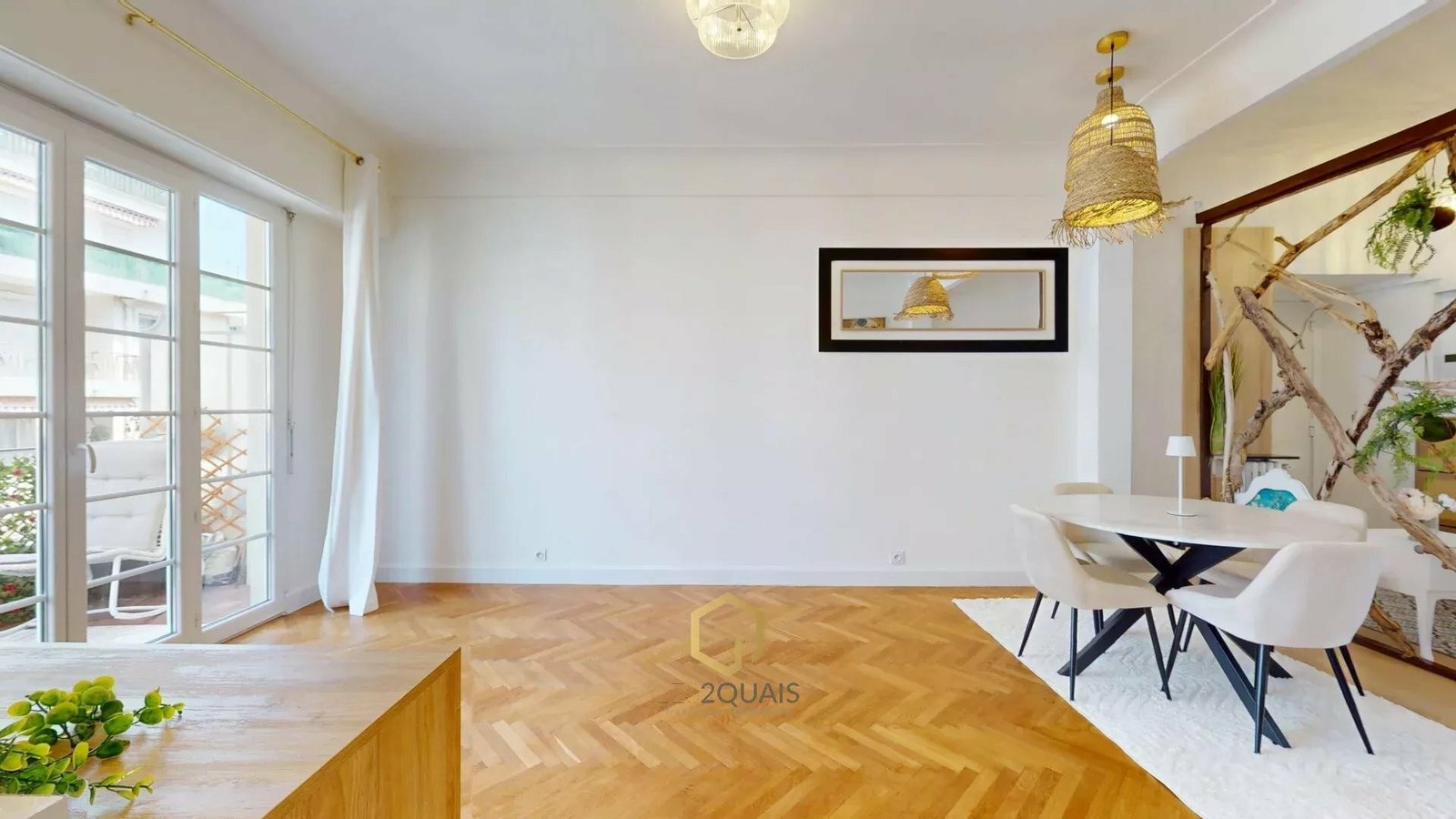 Property photo in Musicians Quarter