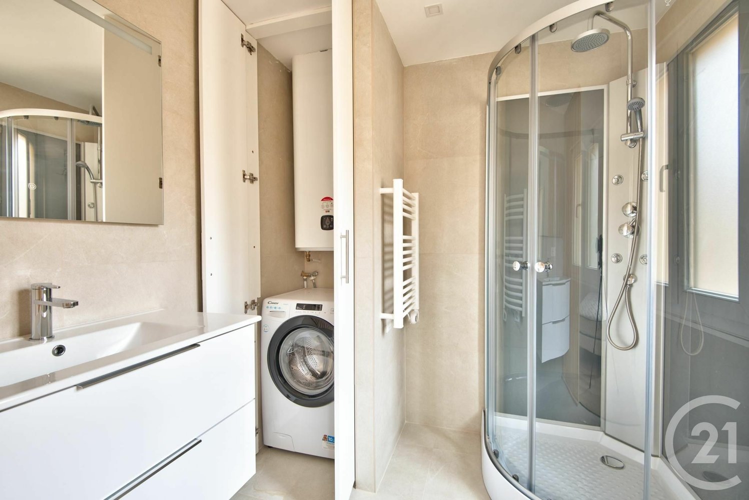 Property photo in Old Town