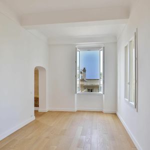 Property in Old Town