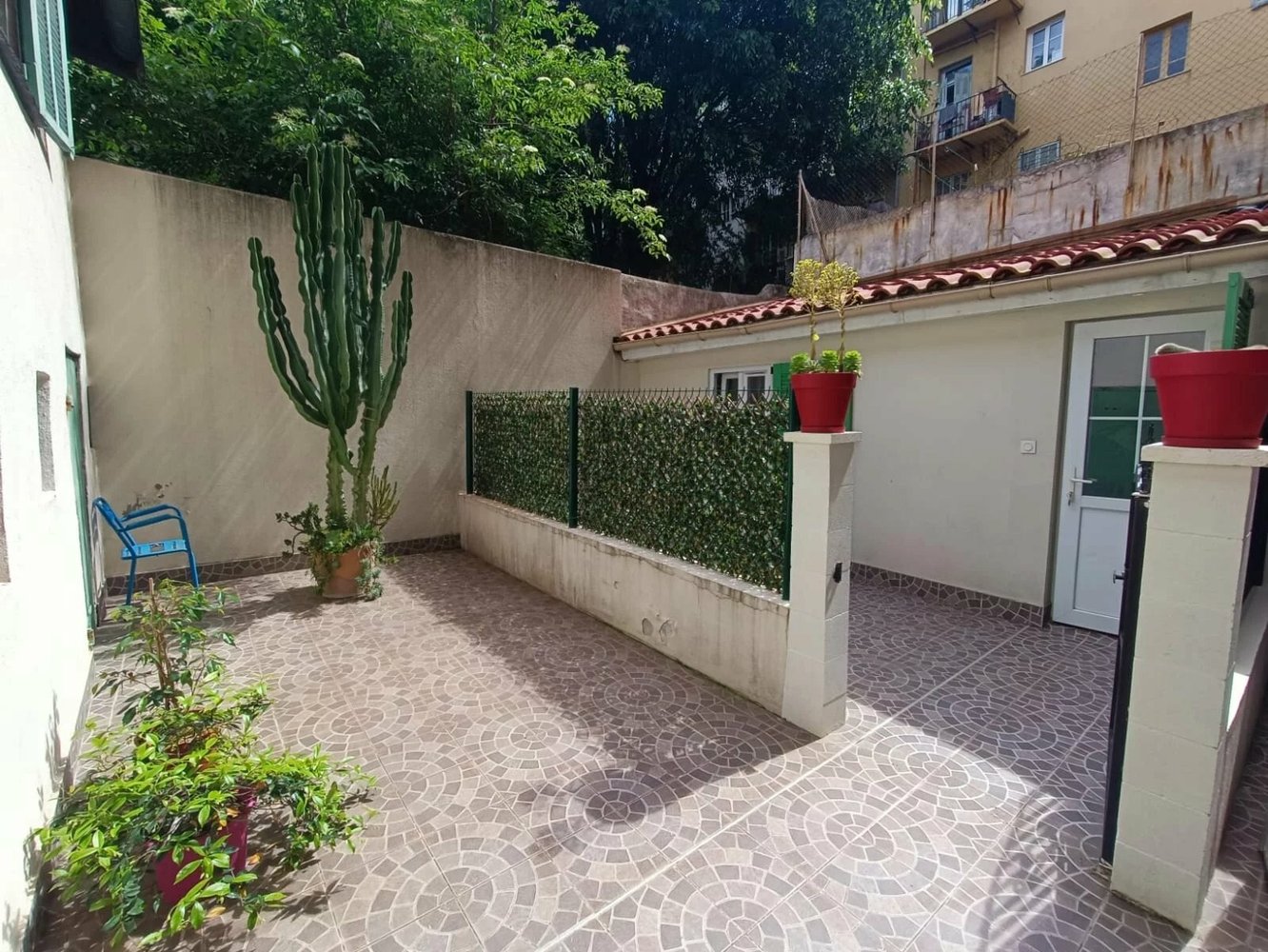 Property photo in Port