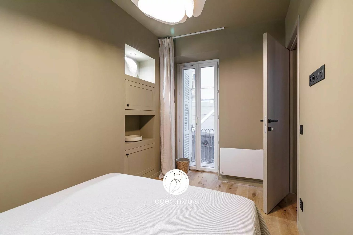 Property photo in Port