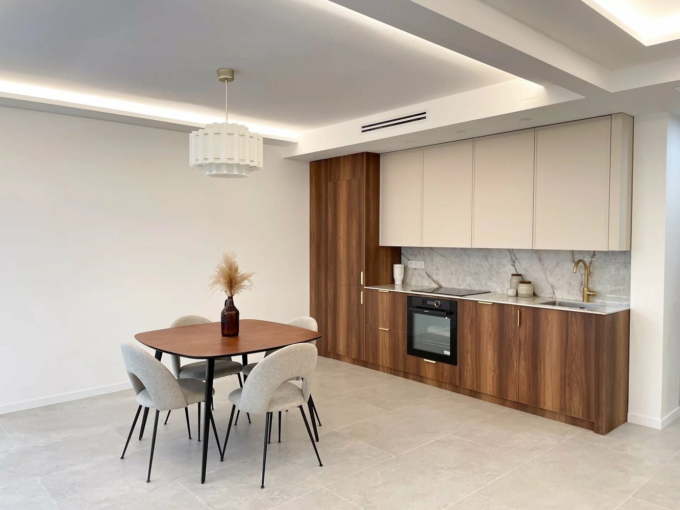 Property photo in Port