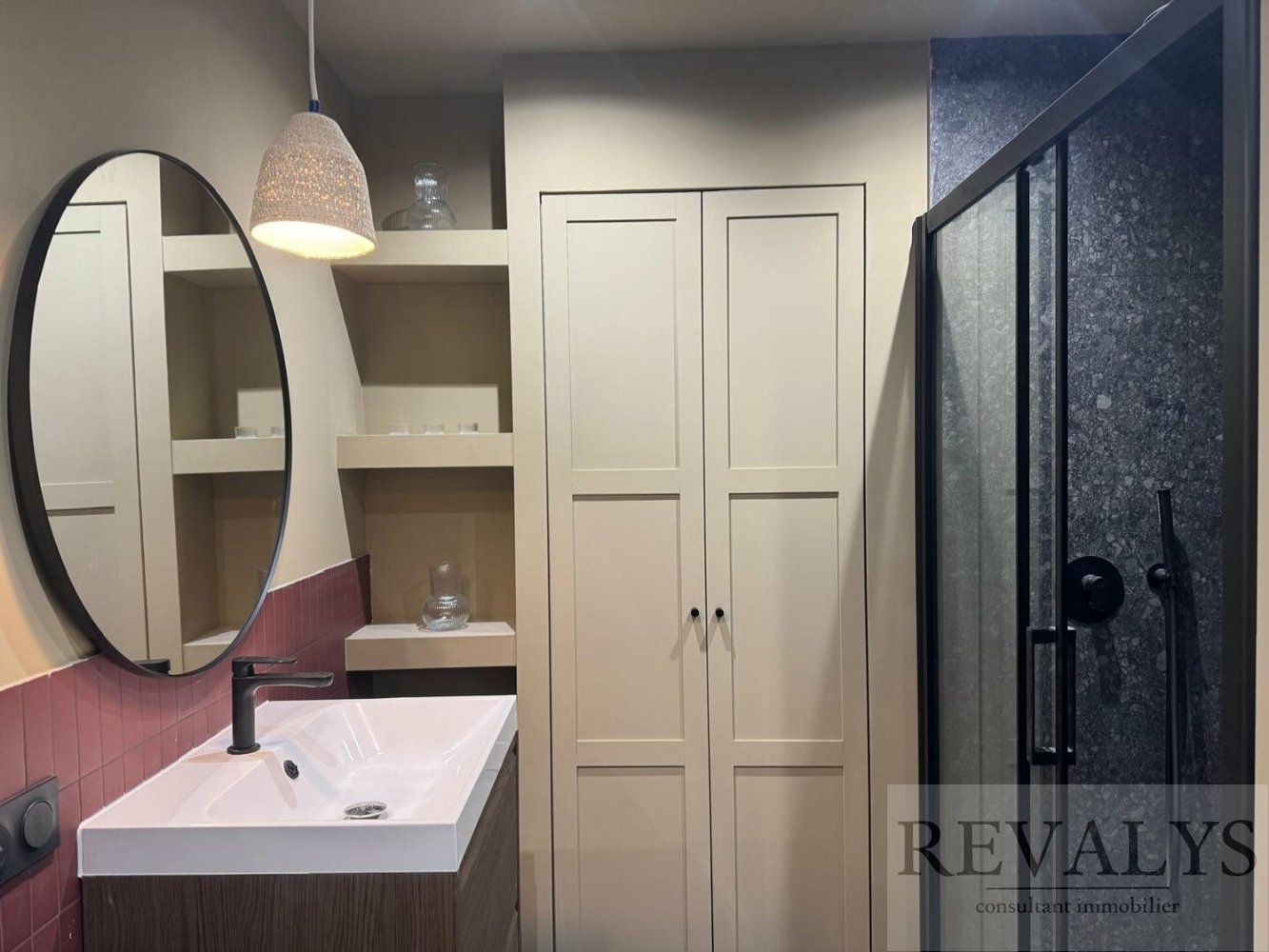 Property photo in Port