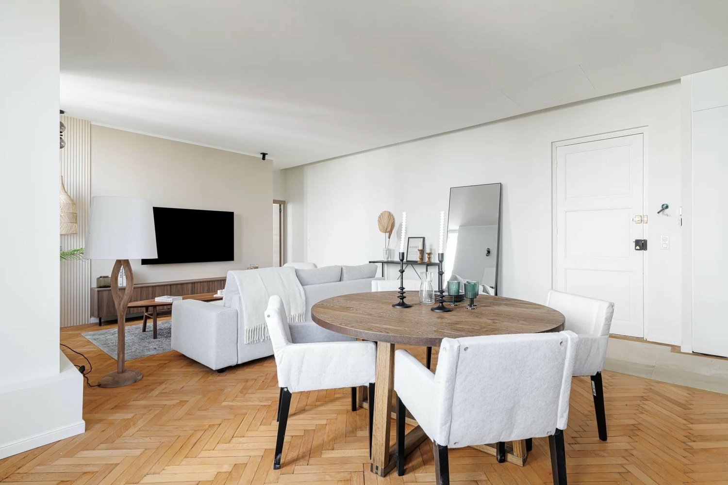 Property photo in Port