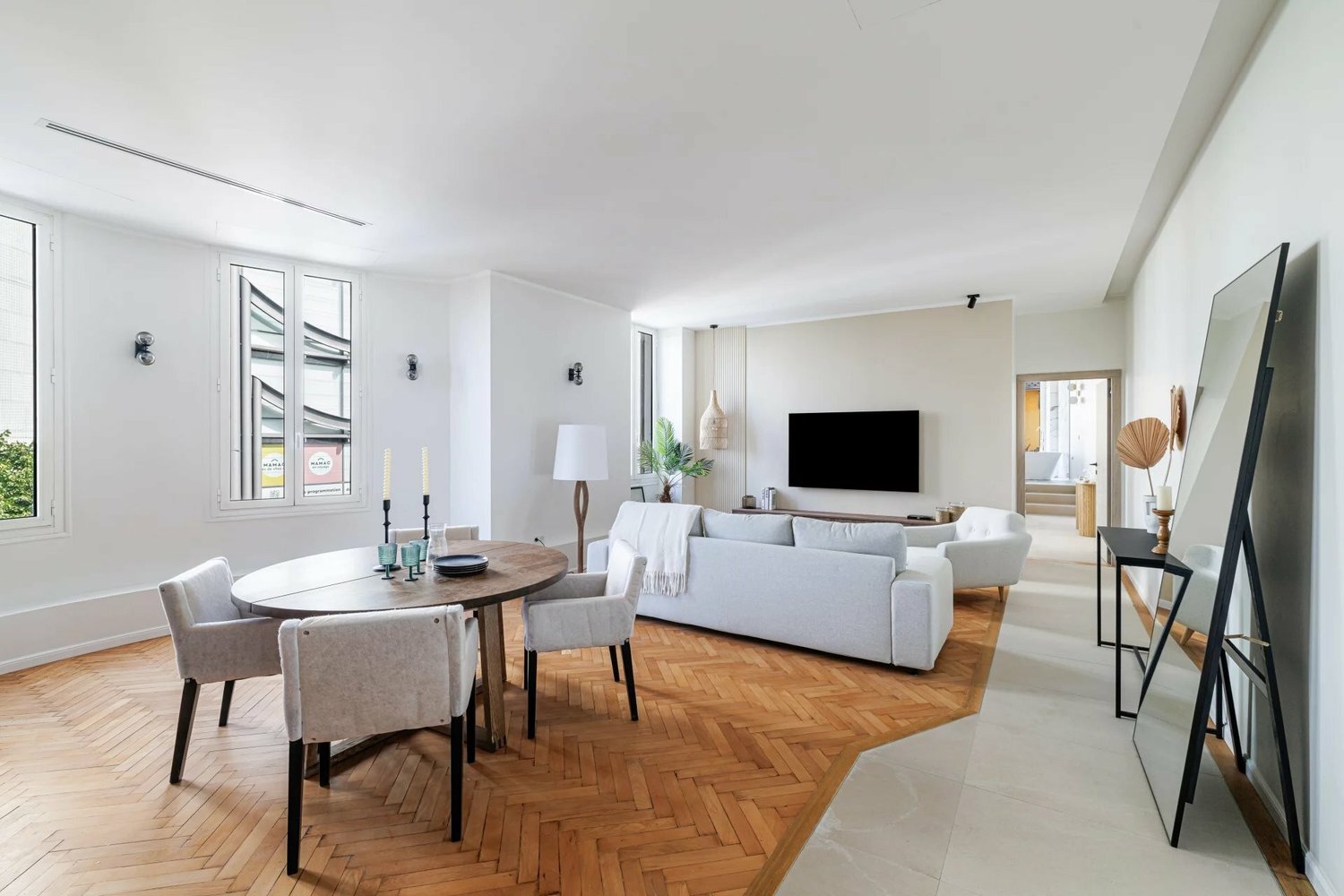 Property photo in Port