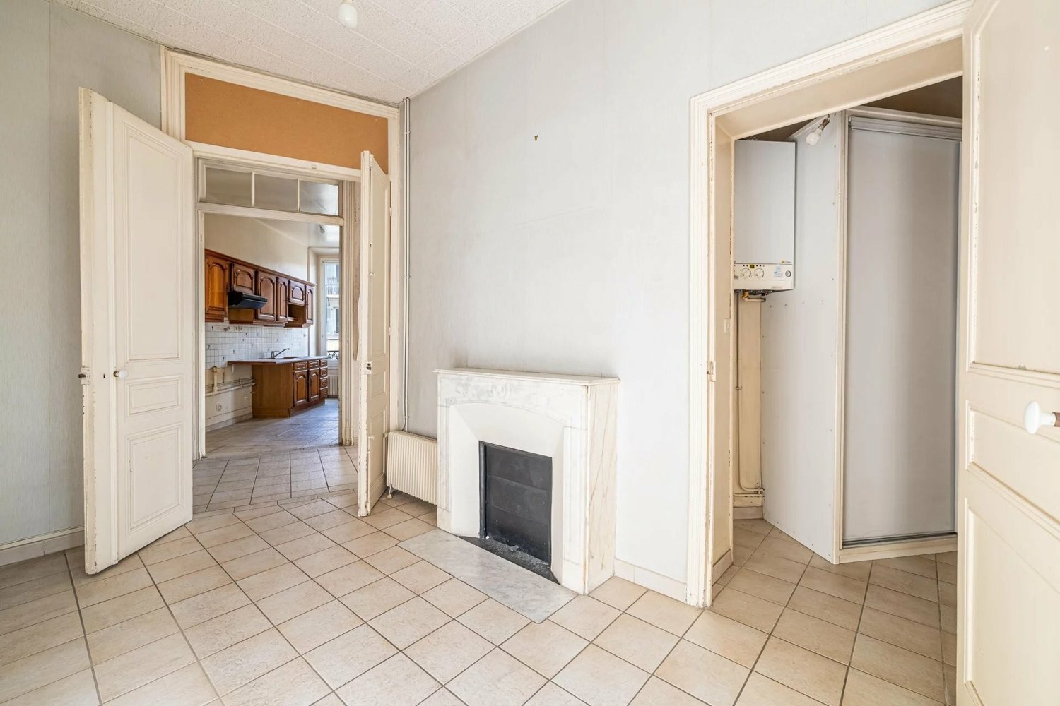 Property photo in Port