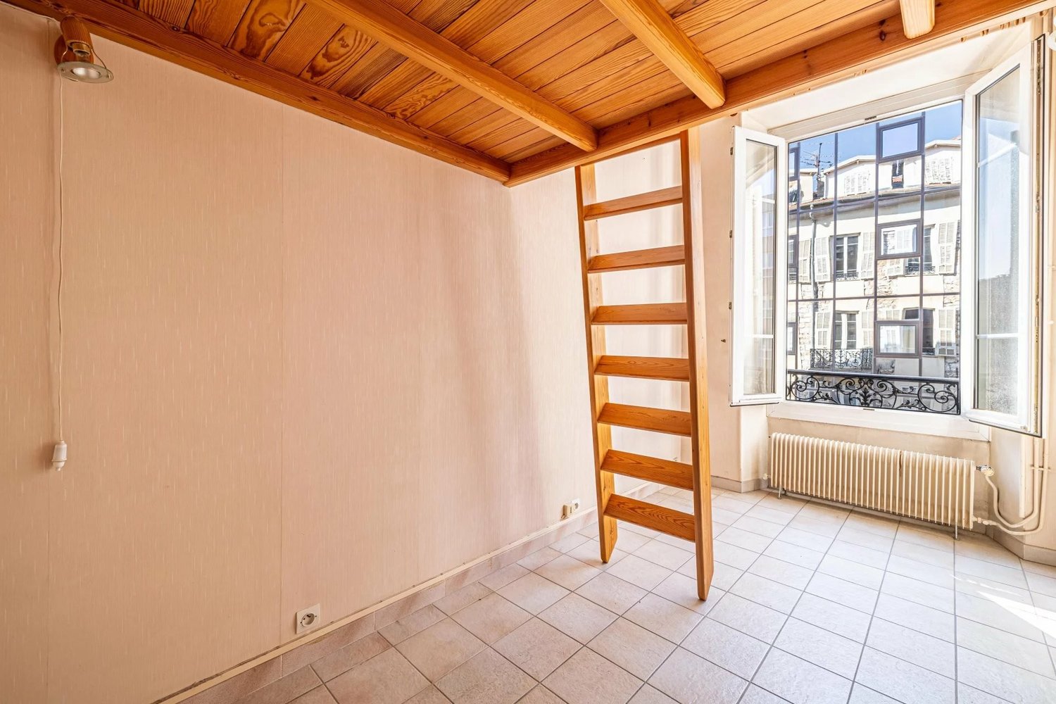 Property photo in Port