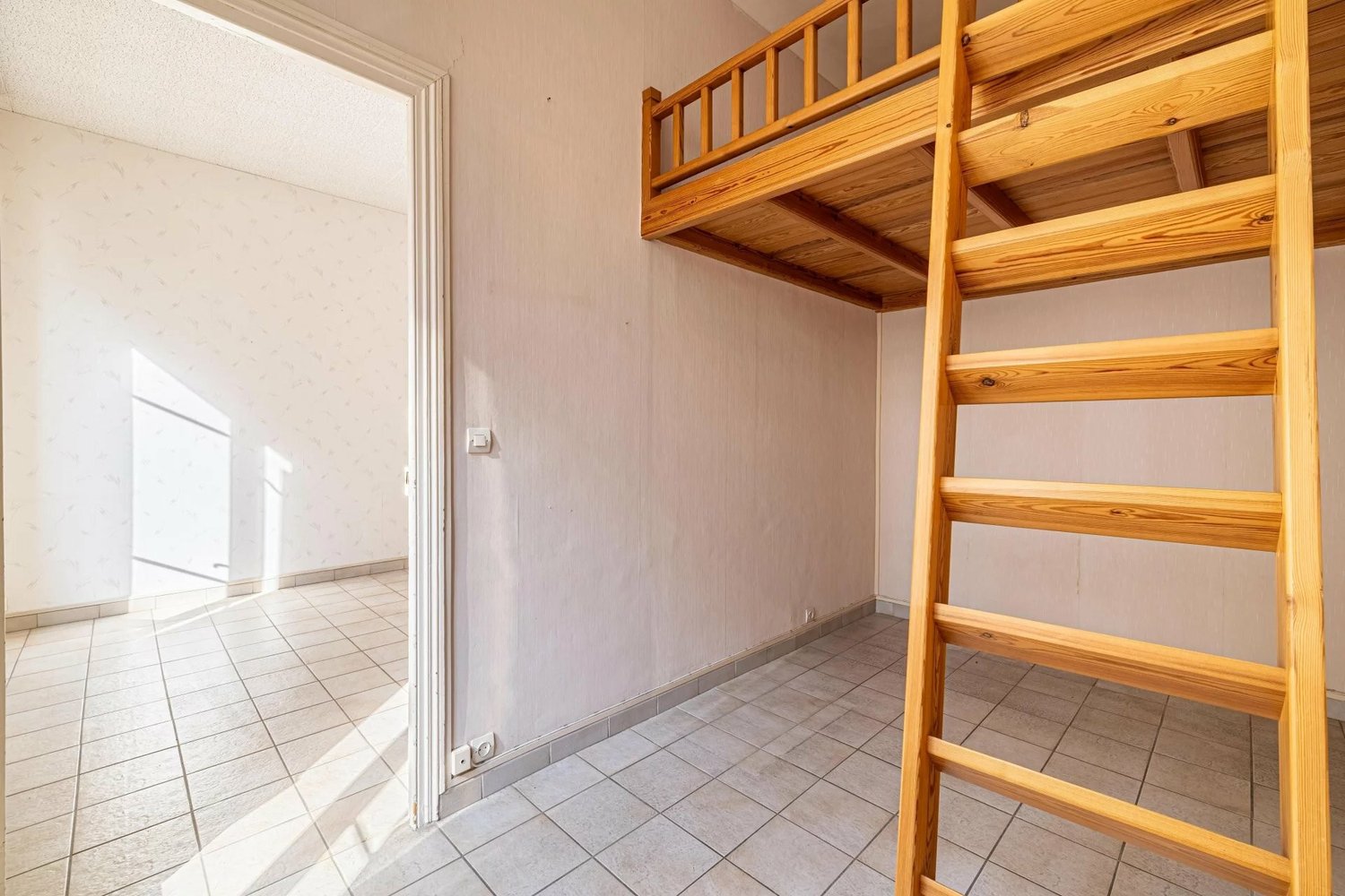 Property photo in Port