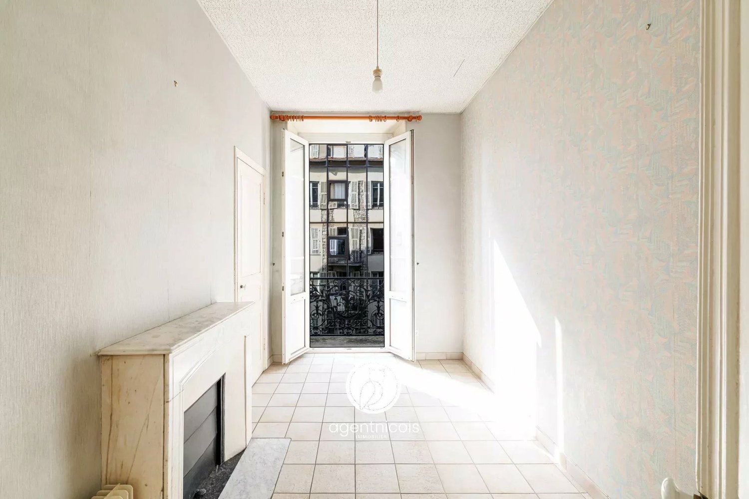 Property photo in Port