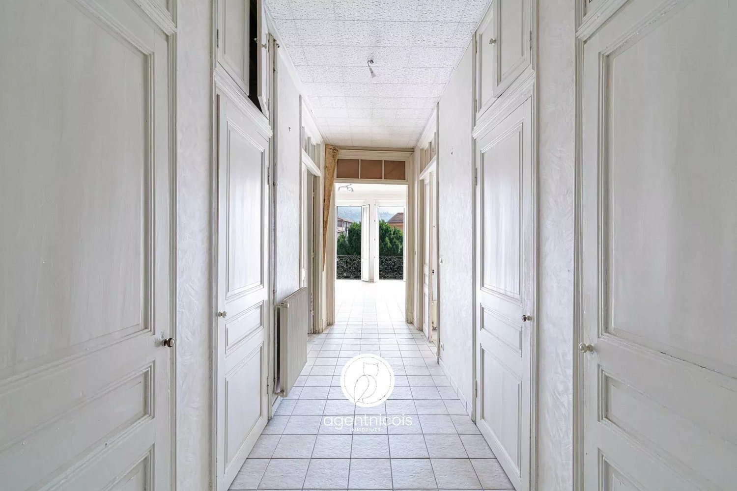 Property photo in Port