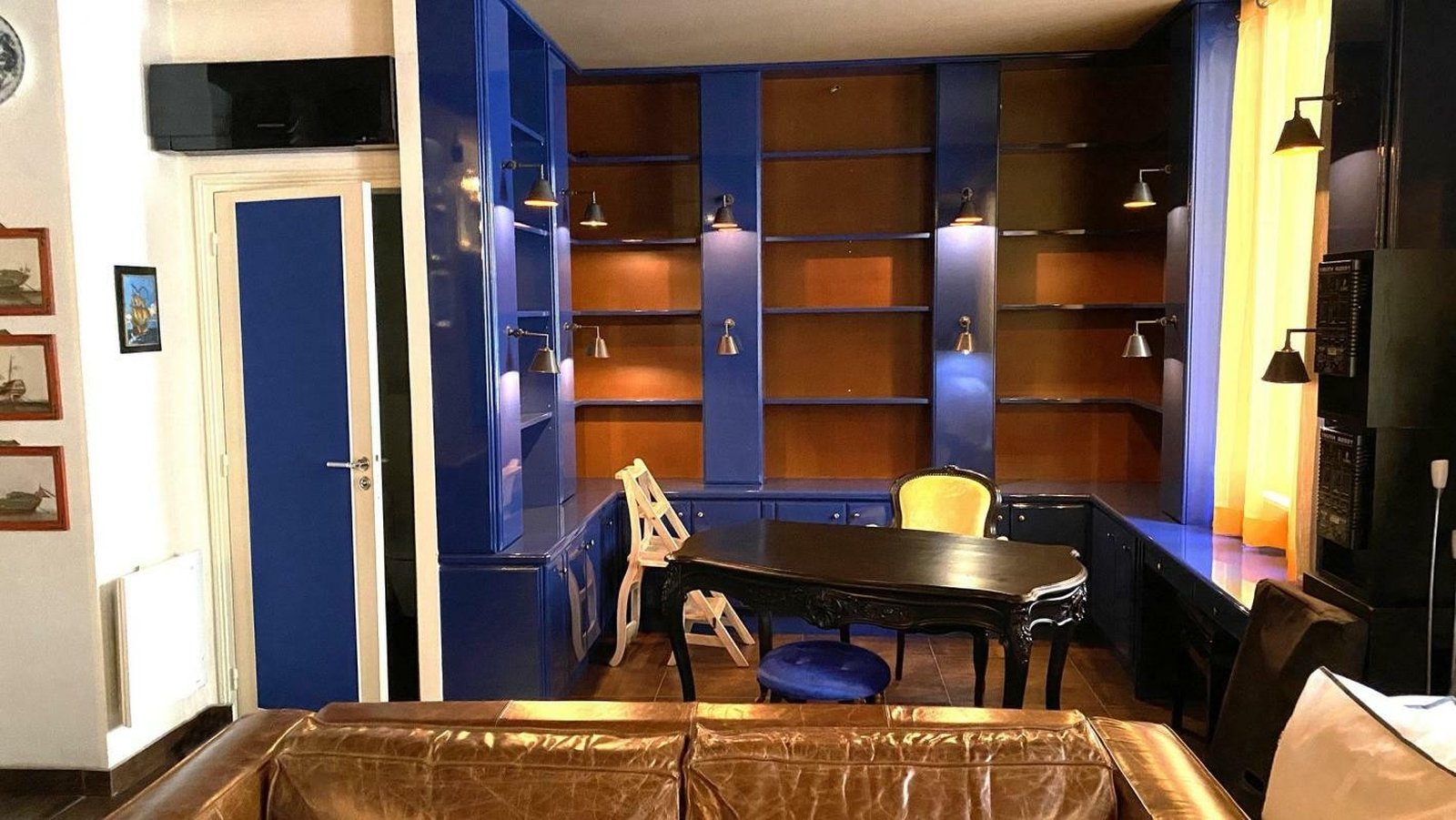 Property photo in Port