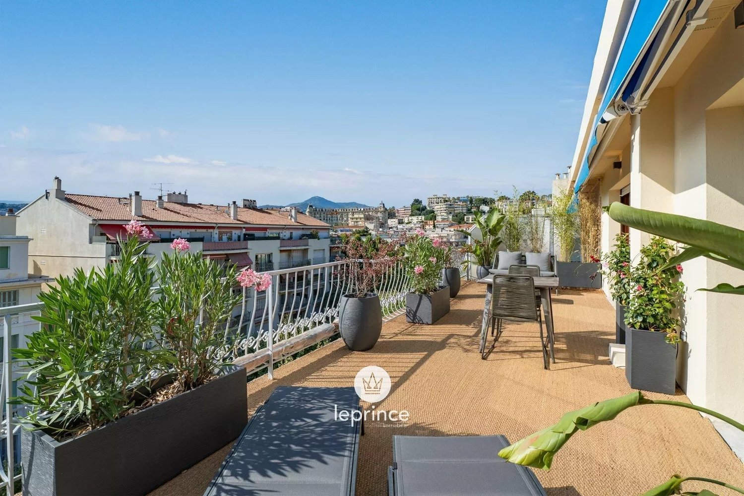 Property photo in Carre d'Argent