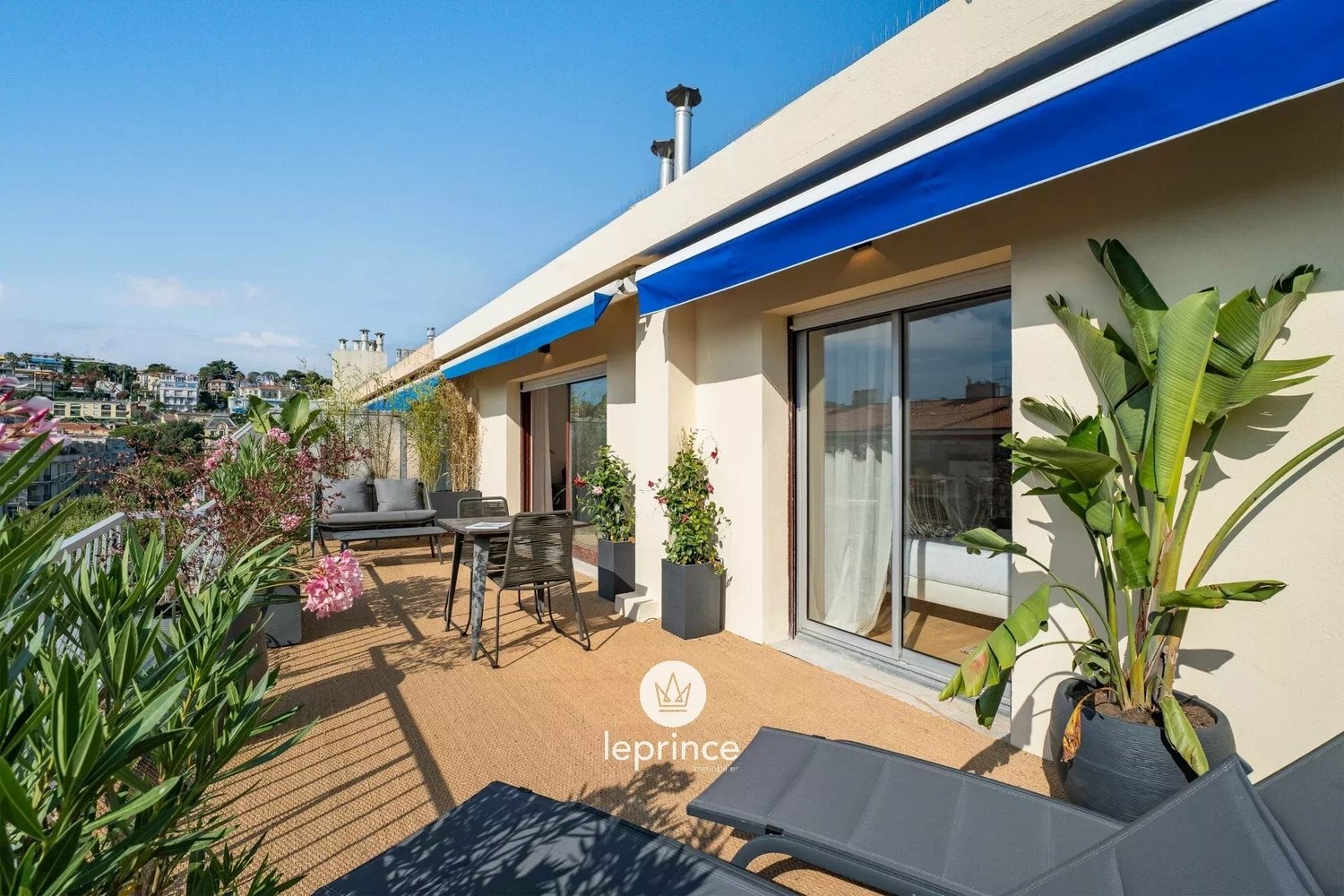 Property photo in Carre d'Argent