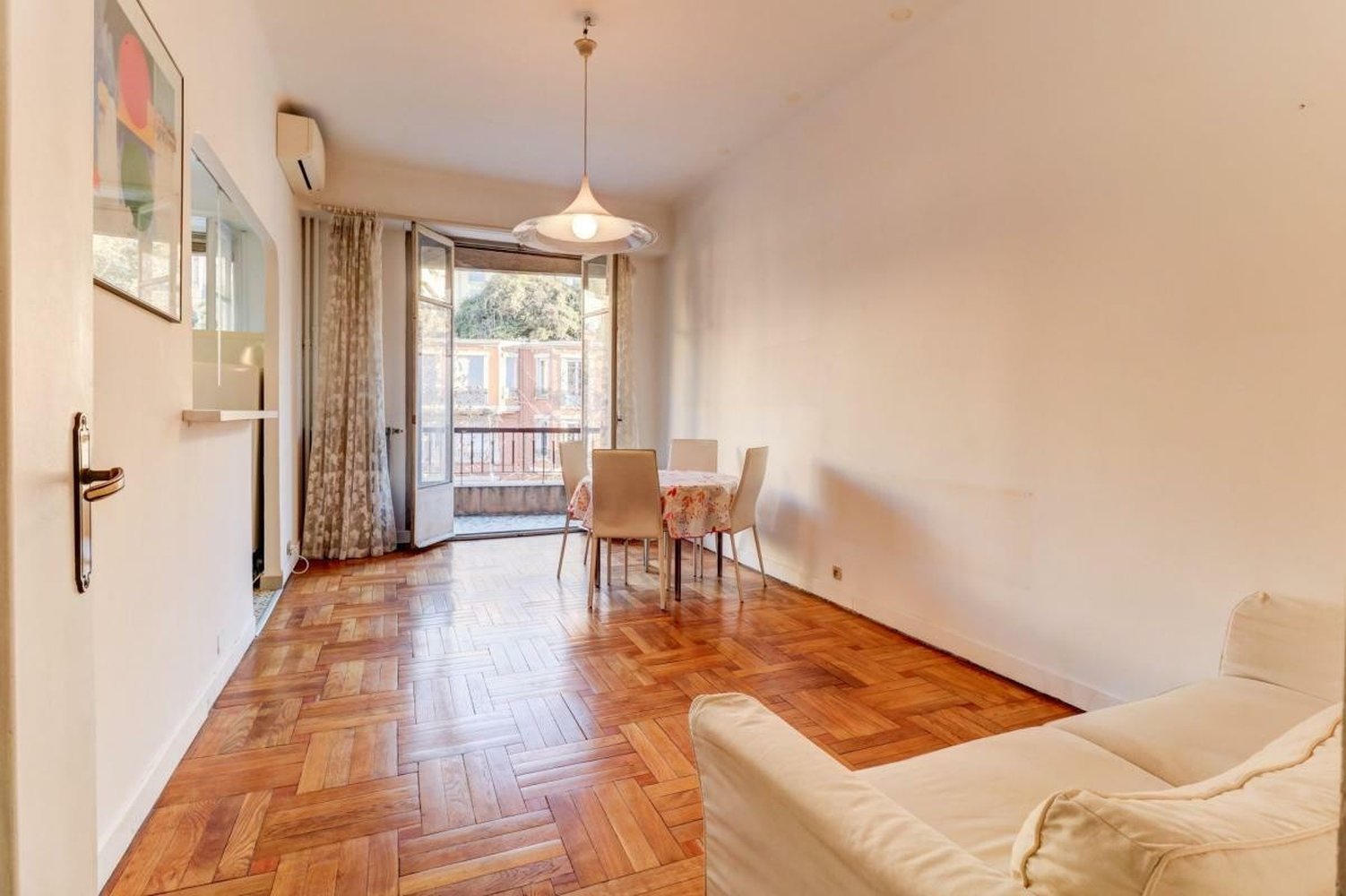 Property photo in Carre d'Argent