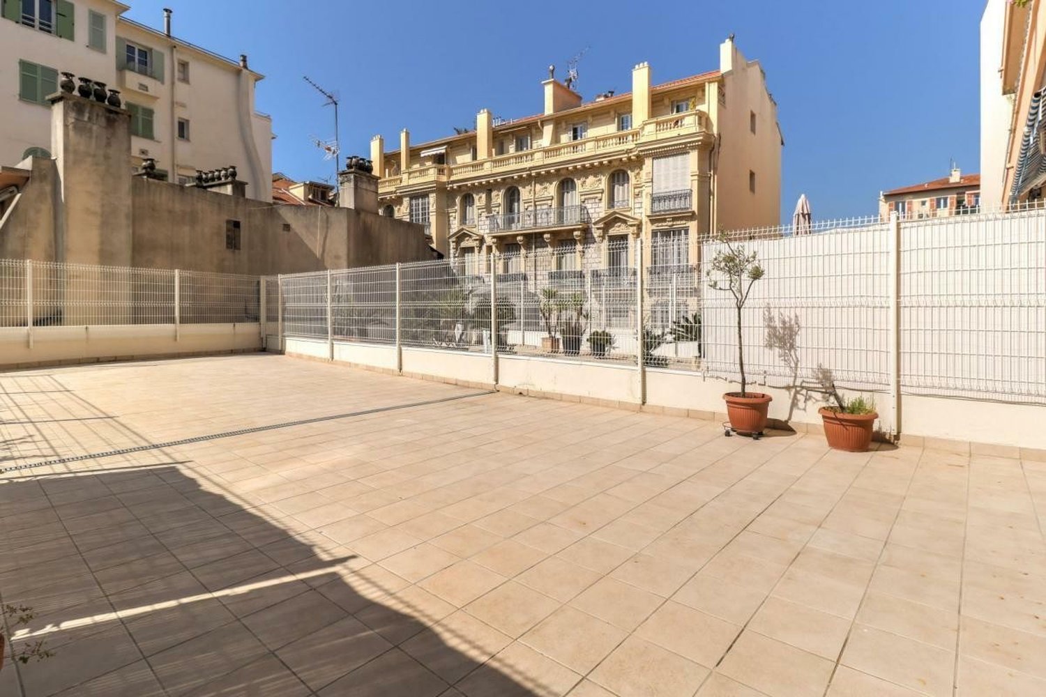 Property photo in Carre d'Argent