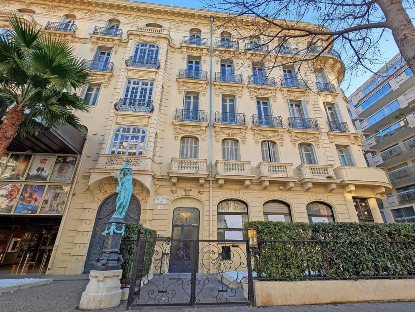 Property photo in Carre d'Argent