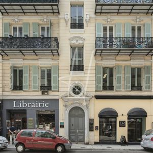 Property in Carre d'Argent