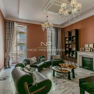 Property in Carre d'Argent