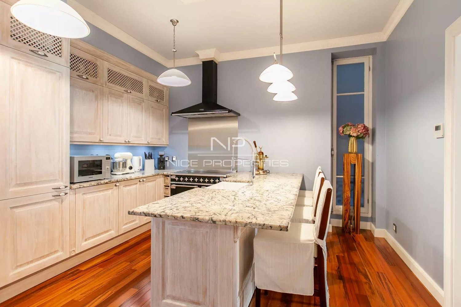 Property photo in Carre d'Argent