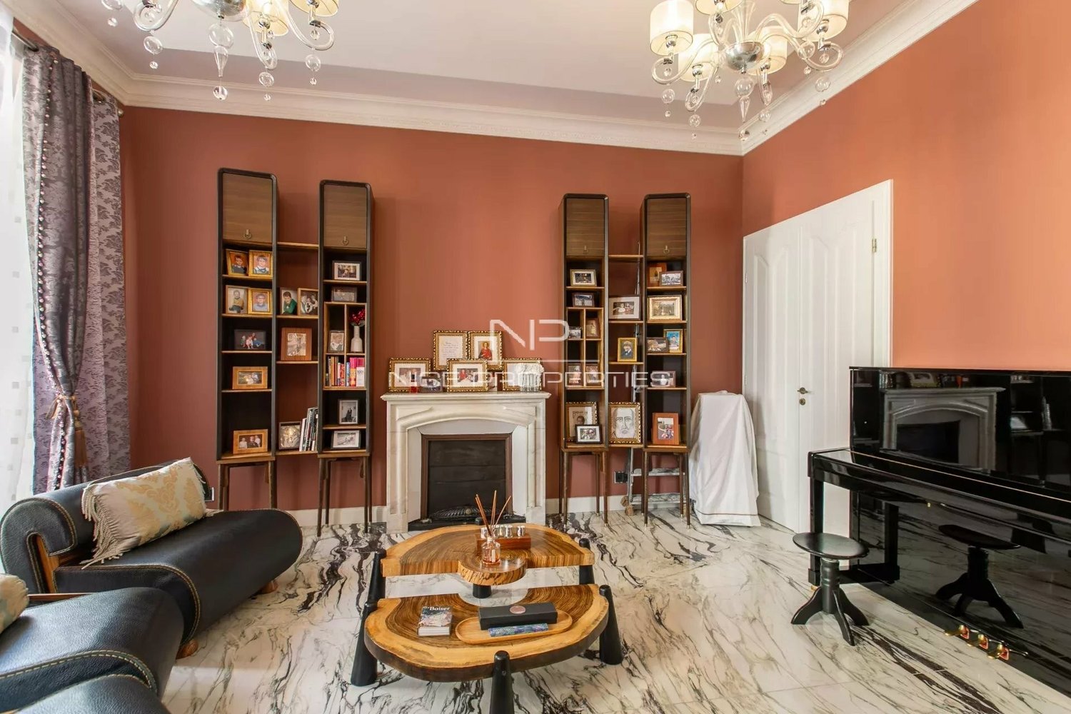 Property photo in Carre d'Argent