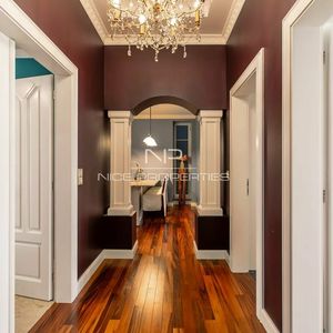 Property in Carre d'Argent