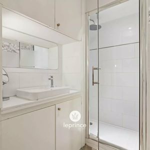 Property in Carre d'Argent