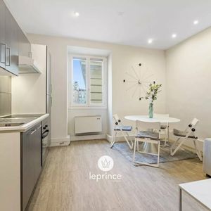 Property in Carre d'Argent