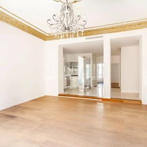 Property in Carre d'Argent