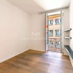 Property in Carre d'Argent