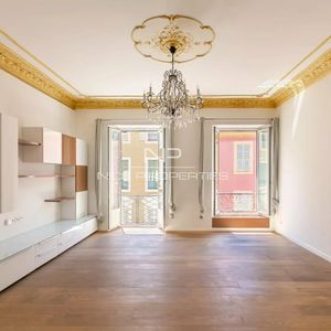 Property in Carre d'Argent