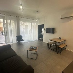 Property in Carre d'Argent