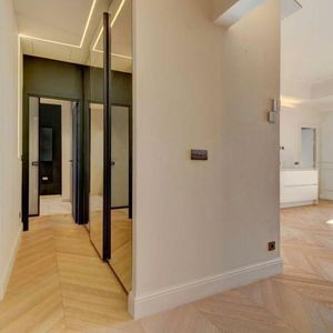 Property in Carre d'Argent