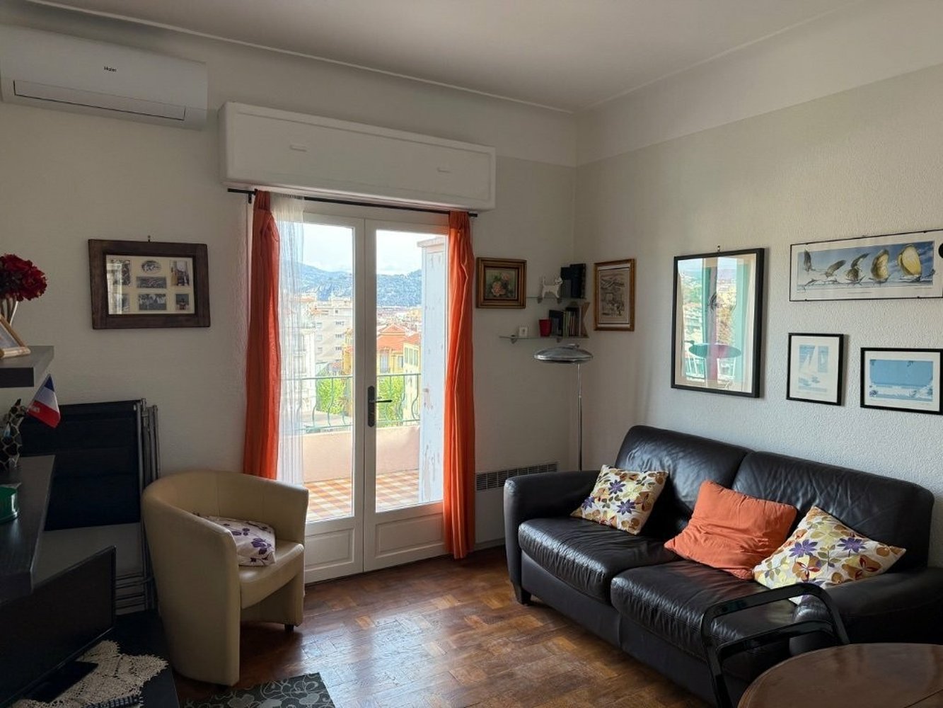 Property photo in Carre d'Argent