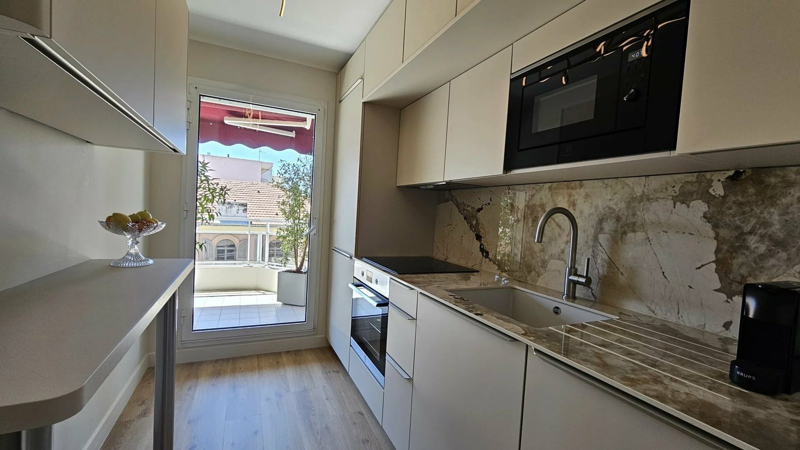 Property photo in Carre d'Argent