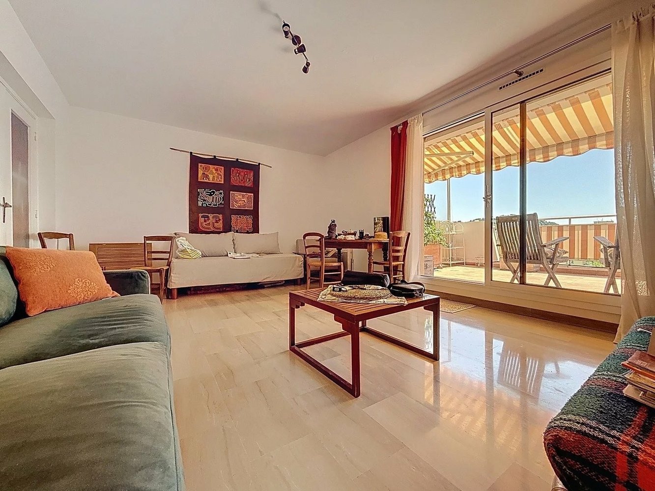 Property photo in Carre d'Argent