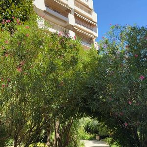 Property in Carre d'Argent