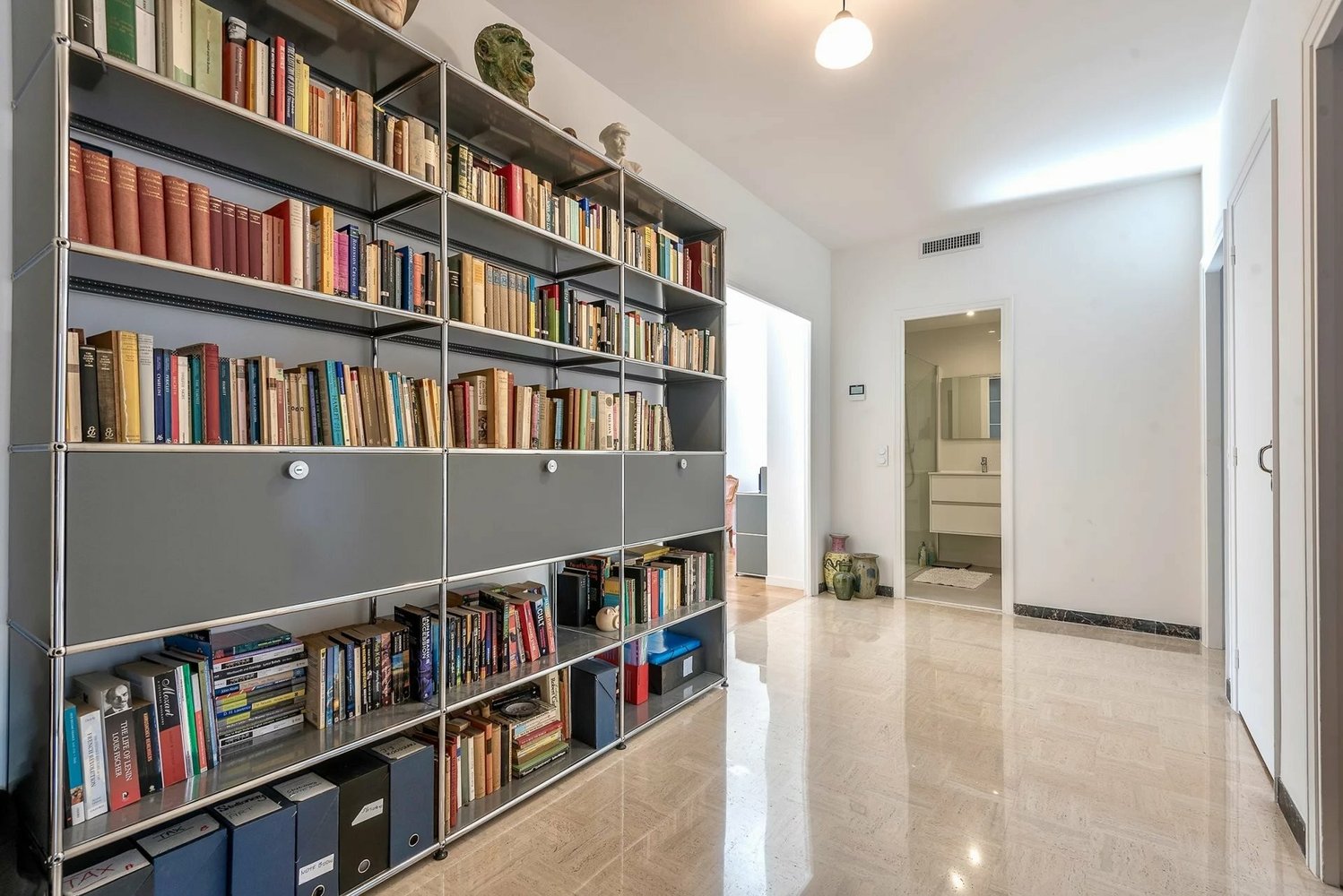 Property photo in Carre d'Argent