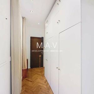 Property in Carre d'Argent