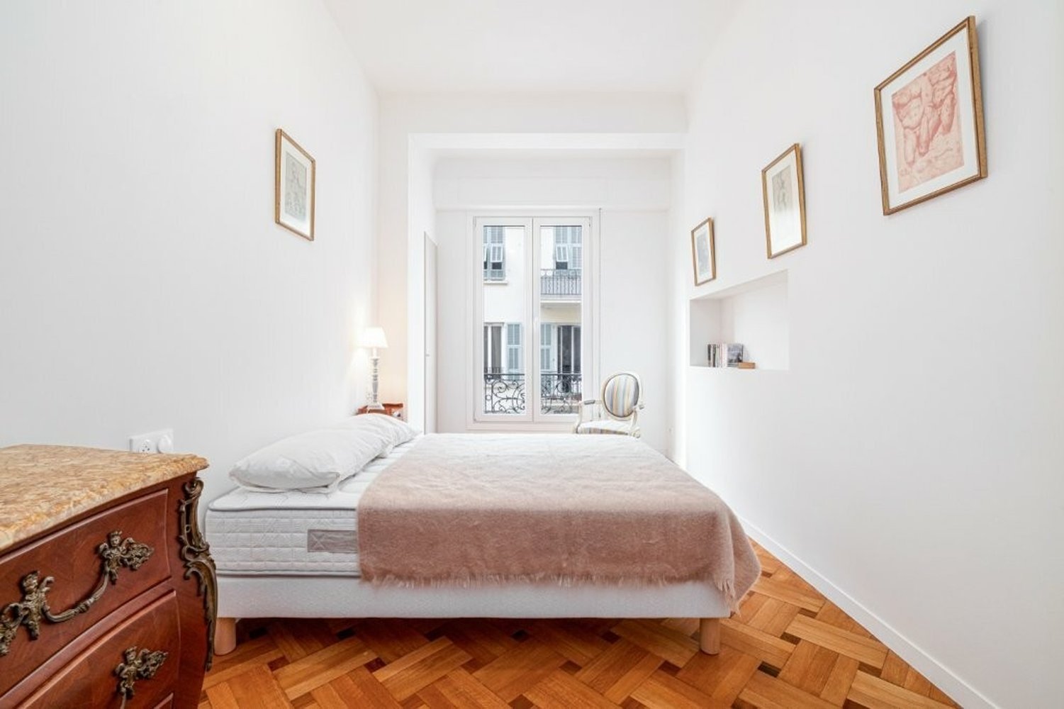 Property photo in Carre d'Argent