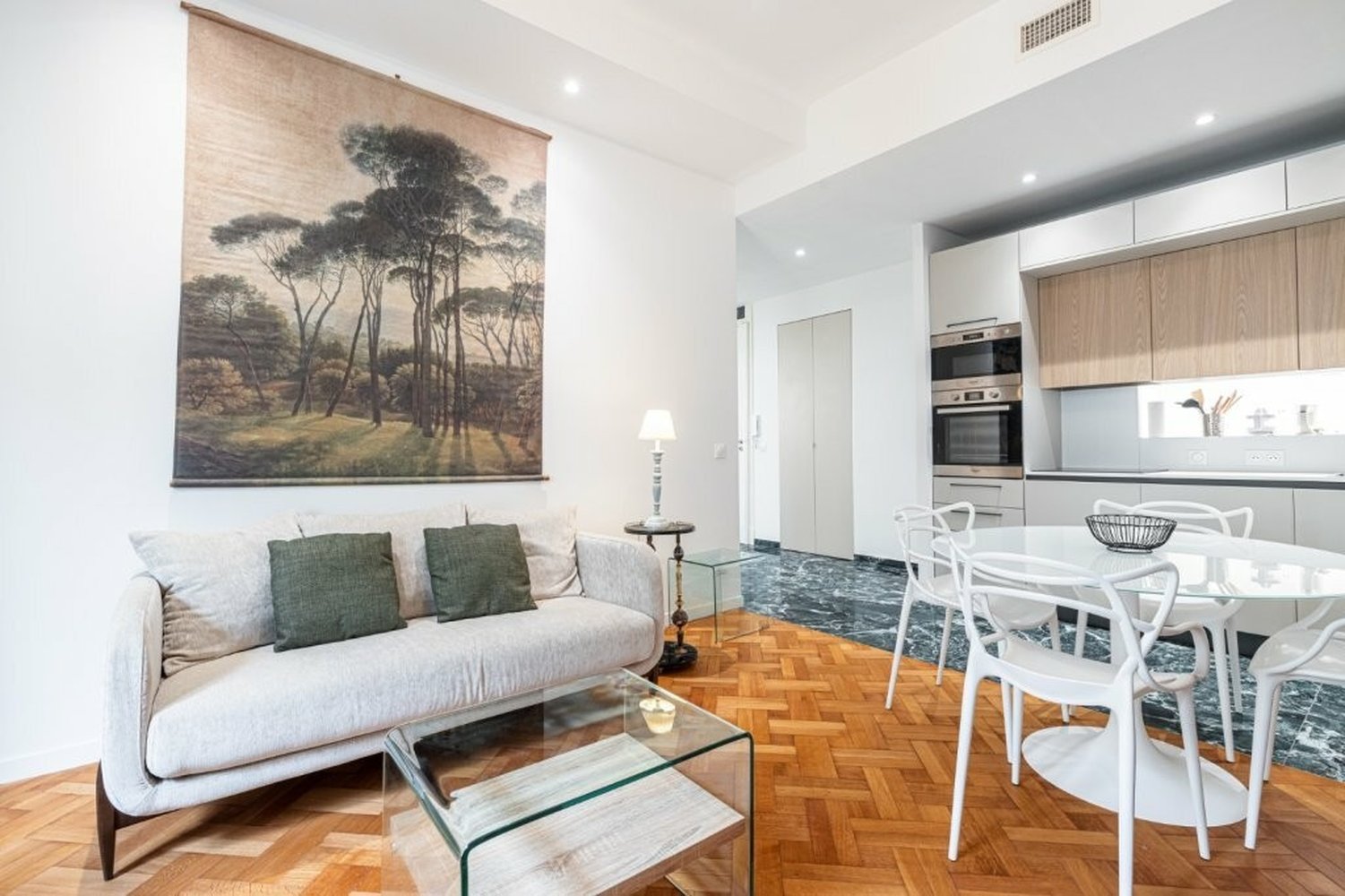 Property photo in Carre d'Argent