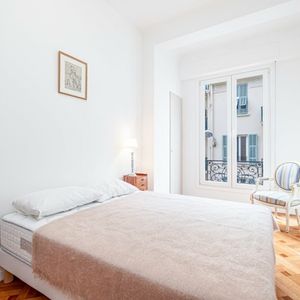 Property in Carre d'Argent